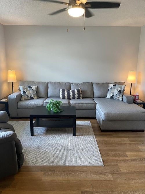 1023-1023 Cambridge B, Deerfield Beach, FL, 33442-3243 | Card Image