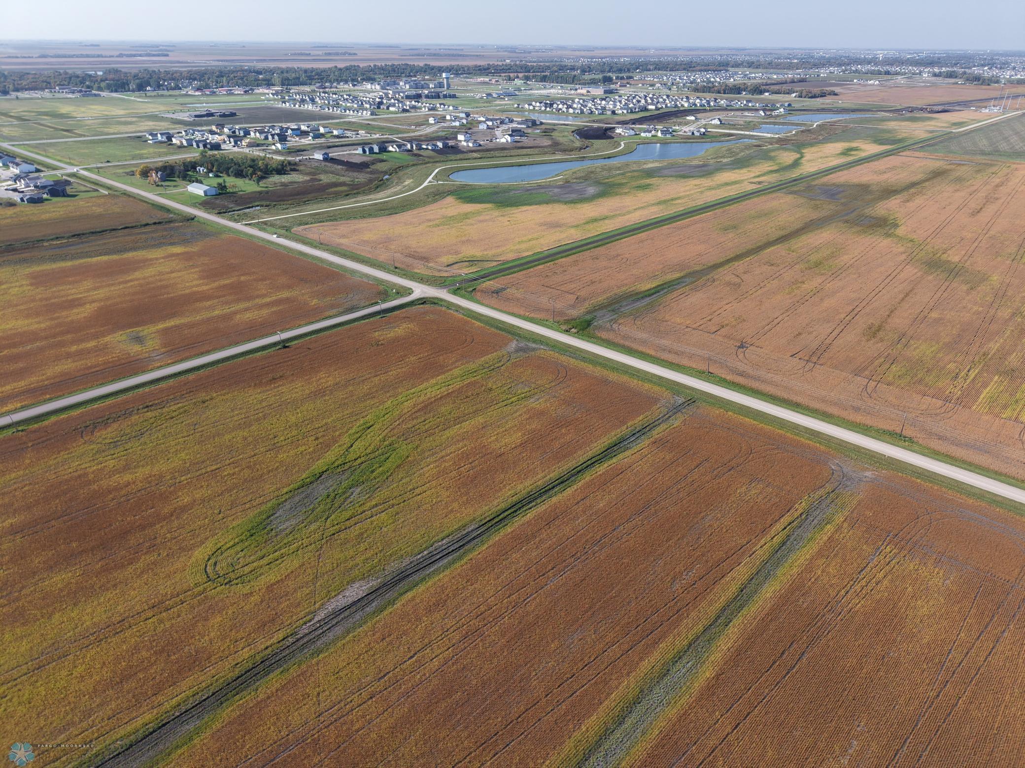 Land in Horace 3