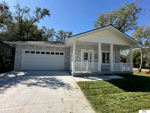 3331 Trolley Ln, Lincoln, NE, 68506-6439 | Card Image