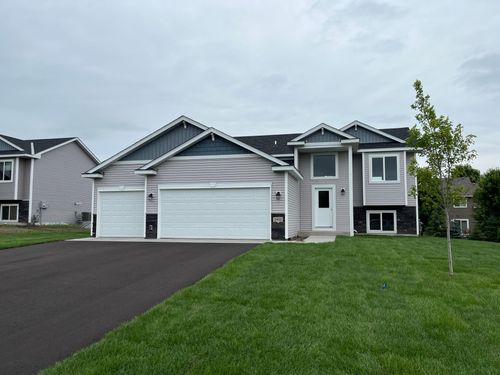 7974 Hunter Lake Dr, Clear Lake, MN, 55319 | Card Image