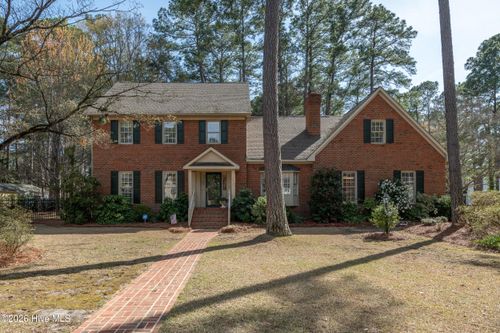 312 Pinewood Road, Greenville, NC, 27858 | Card Image