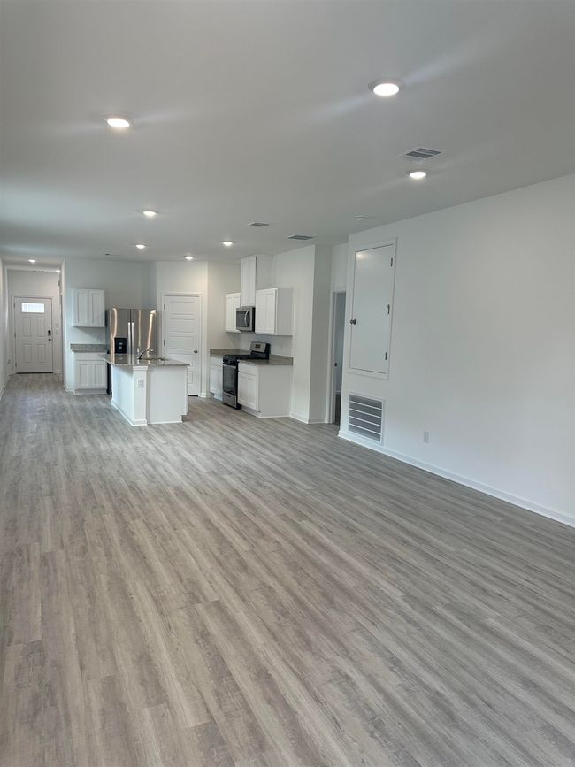 943 Renova Drive, House other with 4 bedrooms, 2 bathrooms and null parking in Baton Rouge LA | Image 6