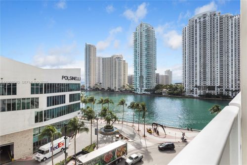 apt-626-300 S Biscayne Blvd, Miami, FL, 33131-5358 | Card Image