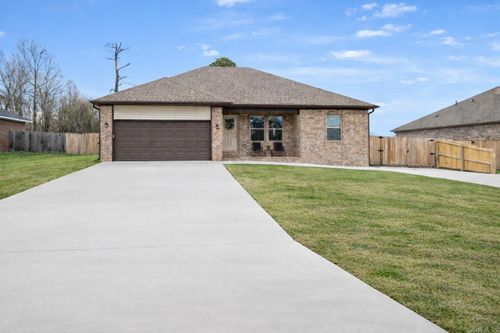 606 Macy Ln, Beebe, AR, 72012-2145 | Card Image