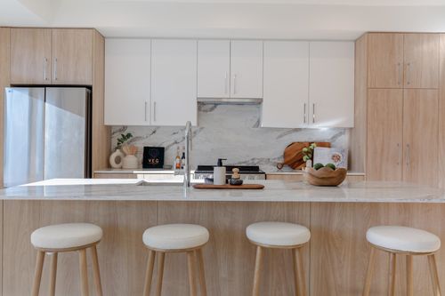 201-32110 Hillcrest Ave, Mission, BC, V2V1L2 | Card Image