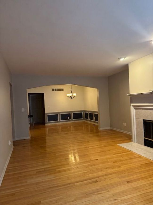 158 Tiffany Ln, Condo with 2 bedrooms, 3 bathrooms and null parking in Royal Oak MI | Image 4