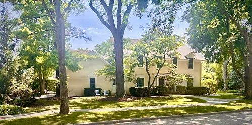 2307 Catherine Street, Northbrook, IL, 60062 | Card Image