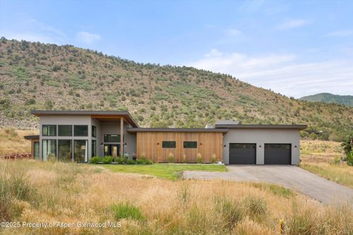 41 Spring View Dr, Glenwood Springs, CO, 81601-6700 | Card Image