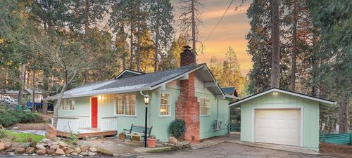 3060 Leaf Cir, Pollock Pines, CA, 95726-9721 | Card Image