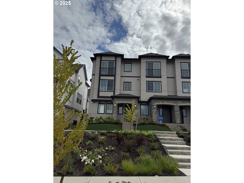 13968 Sw River Terrace Blvd, Tigard, OR, 97223-0734 | Card Image