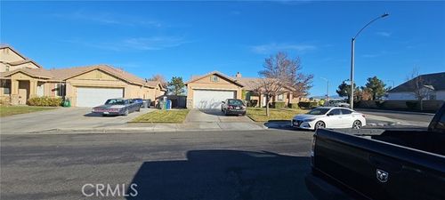 38212 Grant Dr, Palmdale, CA, 93552 | Card Image