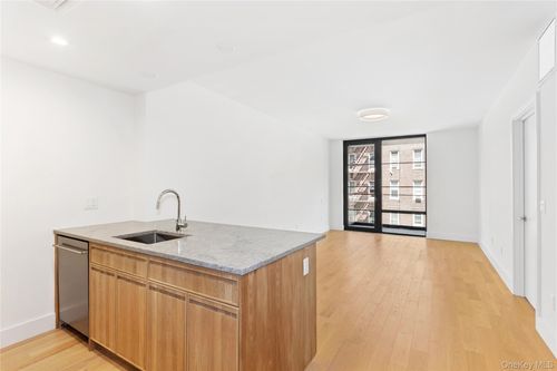 apt-408-264 Webster Ave, Brooklyn, NY, 11230-1210 | Card Image