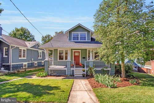 5602 40th Ave, HYATTSVILLE, MD, 20781-1721 | Card Image