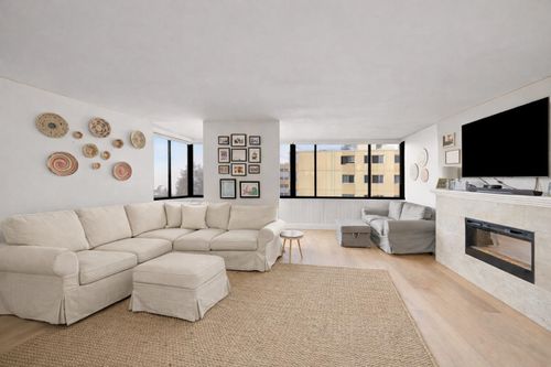 703-2167 Bellevue Ave, West Vancouver, BC, V7V1C2 | Card Image