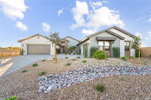 9261 Fountain Crest Ave, Las Vegas, NV, 89113 | Card Image