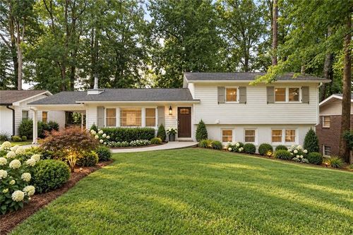 2353 Cortez Way Ne, Brookhaven, GA, 30319-3913 | Card Image
