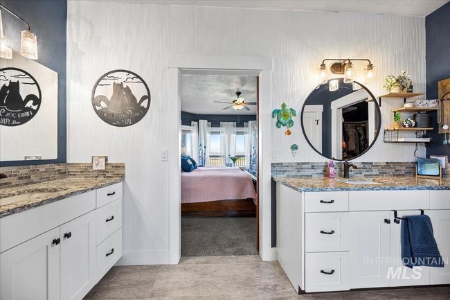5886 Whispering Hills Dr, House other with 4 bedrooms, 3 bathrooms and 4 parking in Marsing ID | Image 28