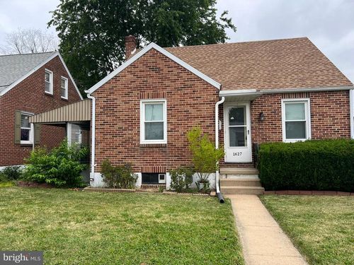 1627 Filbert St, YORK, PA, 17404-5203 | Card Image