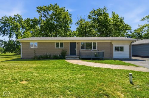 8439 Trotter Rd, Camby, IN, 46113-9423 | Card Image