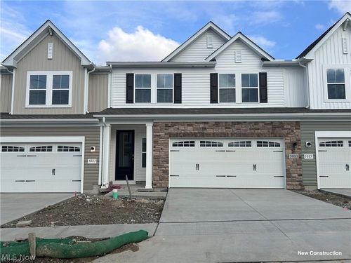 5083 Shepherds Gln, Willoughby, OH, 44094-3387 | Card Image