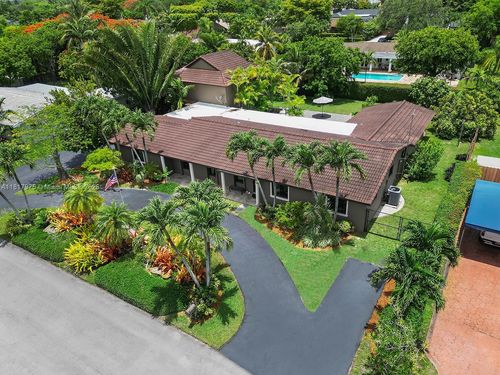 10225 Sw 130th Ln, Miami, FL, 33176-5645 | Card Image