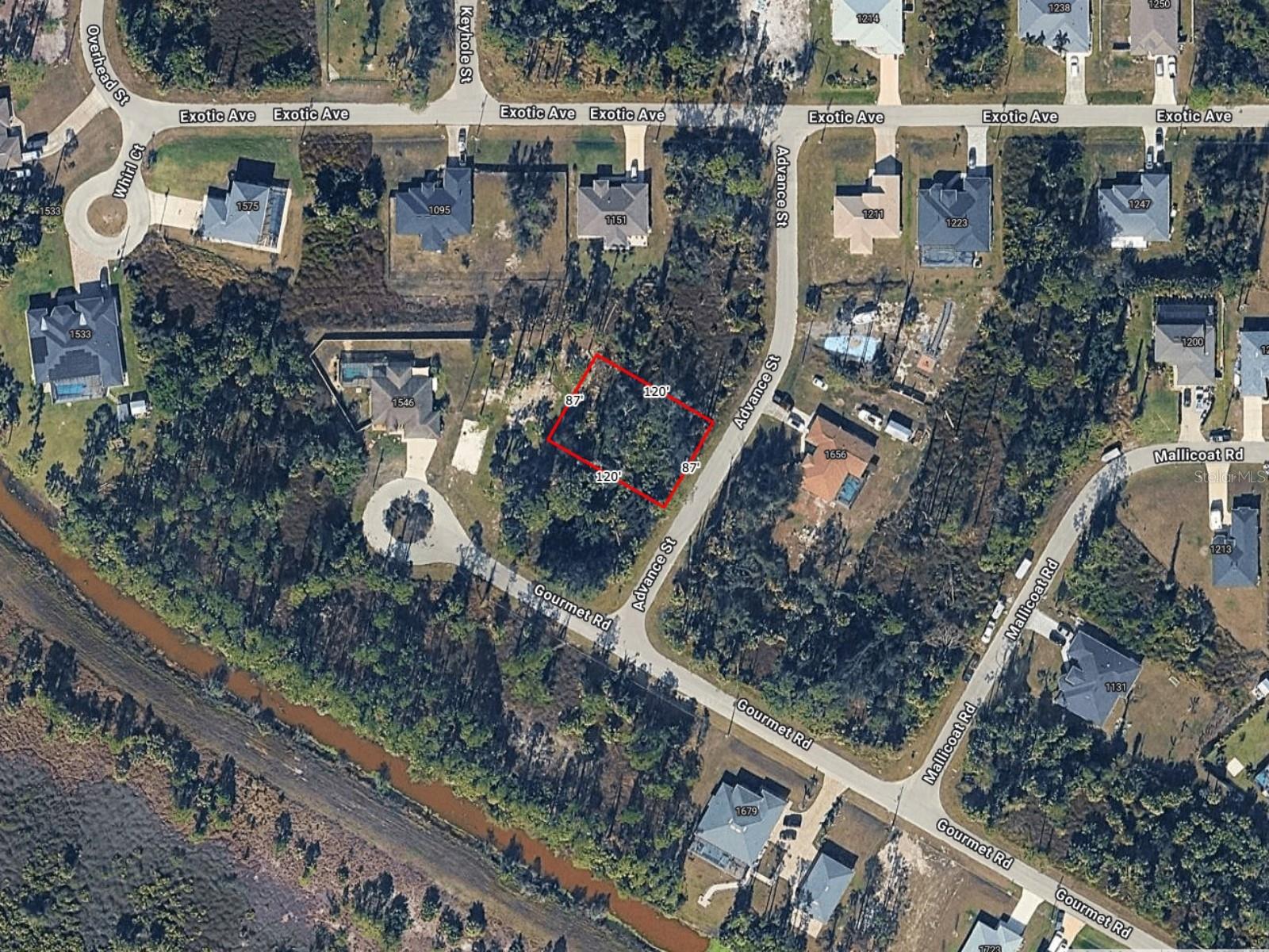 Land in NORTH PORT 5