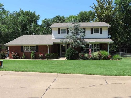 728 W Lakeshore Dr, Stillwater, OK, 74075-1335 | Card Image