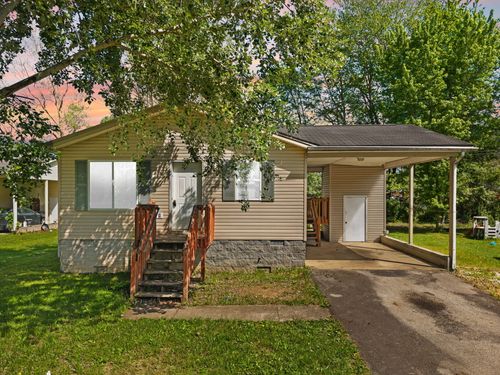 912 Walton St, Morehead, KY, 40351-1593 | Card Image