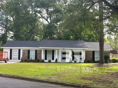 1867 Wildwood Pl, Mobile, AL, 36609-2577 | Card Image