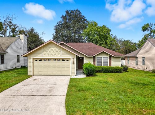 8133 Morristown Trl, Jacksonville, FL, 32244-4828 | Card Image