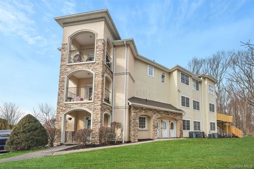 188 Bates Dr, Monsey, NY, 10952-2889 | Card Image