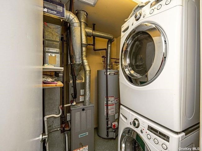 Utility/Laundry Room | Image 18