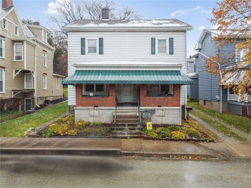 617-619 Oak Street, Irwin, PA, 15642 | Card Image