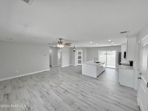 2-20272 E Hereford Dr, Mayer, AZ, 86333-2378 | Card Image