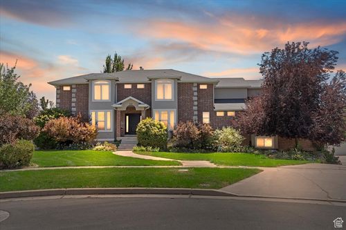 922 S 1760 W, Syracuse, UT, 84075-7042 | Card Image