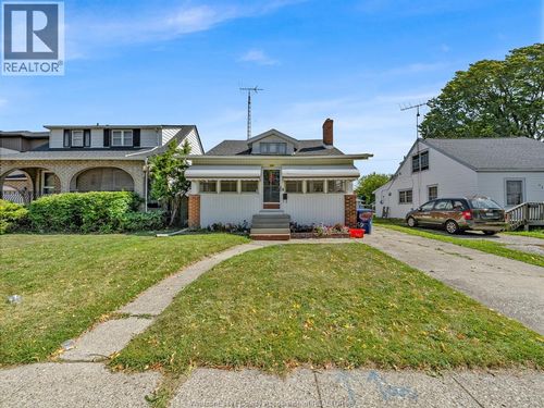 1560 Janette Ave, Windsor, ON, N8X1Z6 | Card Image