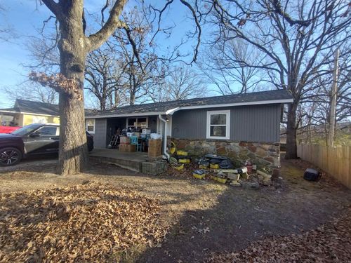 609 E Webb St, Mountain View, AR, 72560-6129 | Card Image