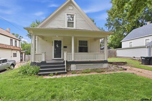 5820 Ohio St, Omaha, NE, 68104-4156 | Card Image