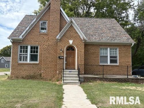 730 N Cedar St, Galesburg, IL, 61401-2764 | Card Image