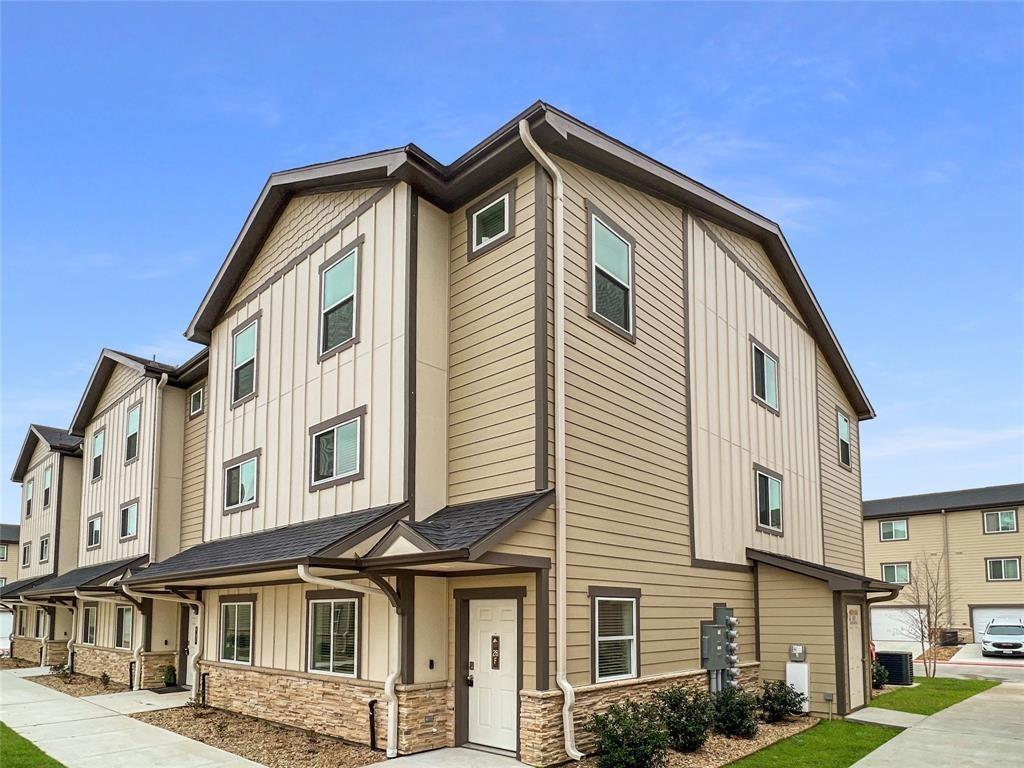 Residential Income in Cypress 2