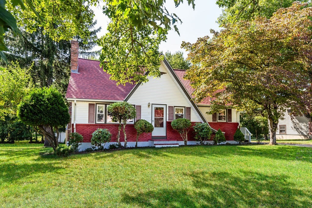 Overton St, Brockton, MA 02301