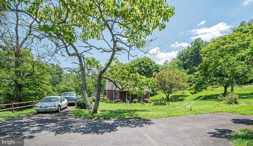 115 Chester Gap Rd, Chester Gap, VA, 22623-2007 | Card Image