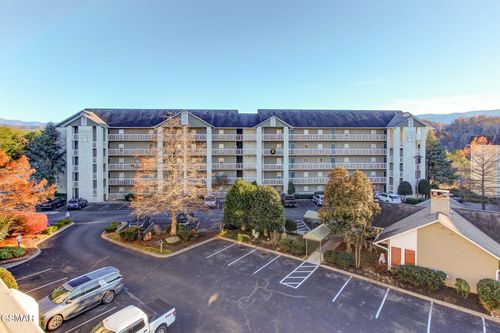333-205 Ogle Dr, Pigeon Forge, TN, 37863-3847 | Card Image