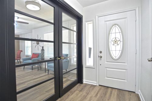 15322 Torry Pines Rd, Houston, TX, 77062-3416 | Card Image