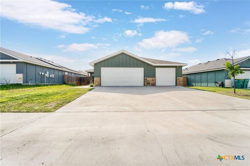 742 Freedom Cir, Nolanville, TX, 76559-2555 | Card Image