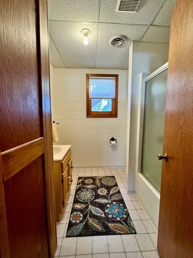 Lower Level Bathroom | Image 33