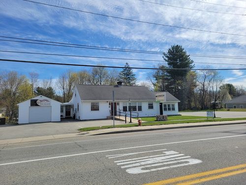 1565 Lakeview Ave, Dracut, MA, 01826-3324 | Card Image