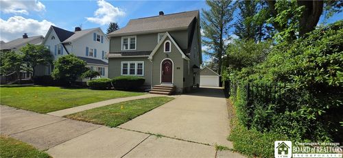 114 Ellis Ave, Jamestown, NY, 14701-6218 | Card Image