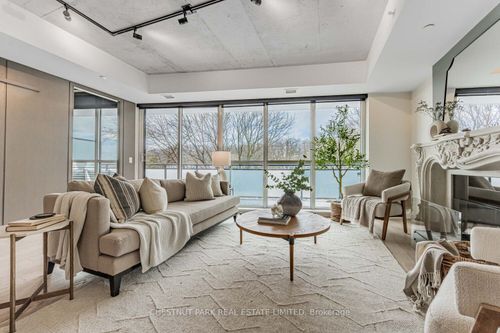 201-630 Kingston Rd, Toronto, ON, M4E0B7 | Card Image