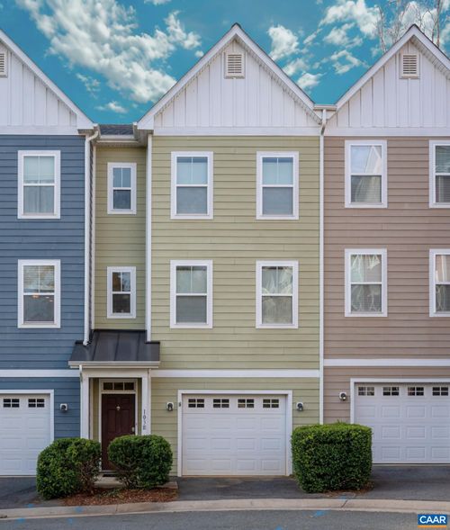 apt-e-103 Longwood Dr, CHARLOTTESVILLE, VA, 22903-4339 | Card Image